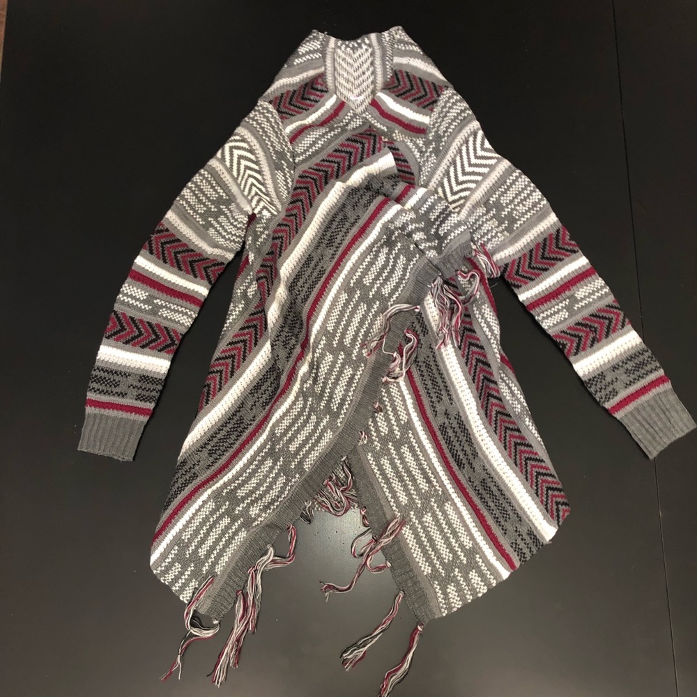 No Boundaries cotton sweater cardigan striped chevron gray, burgundy,black,white